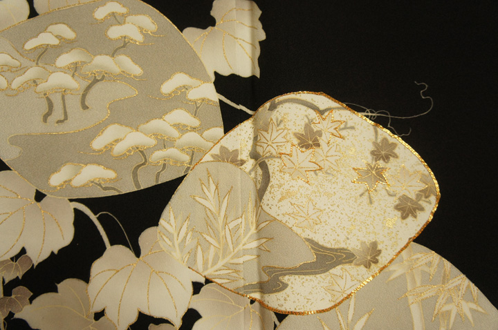 特選蔦に貝合わせ模様刺繍入り正絹比翼付黒留袖[F10915]